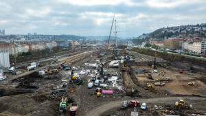 CS Campus, Praha 5 – Smíchov, 191 vrtů x 199m, realizace