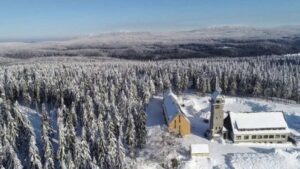 Hotel Královka, Bedřichov dokončeno