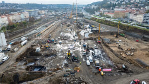 Praha 5 – Smíchov – Objekt OLOE, 51 vrtů x 199m, realizace