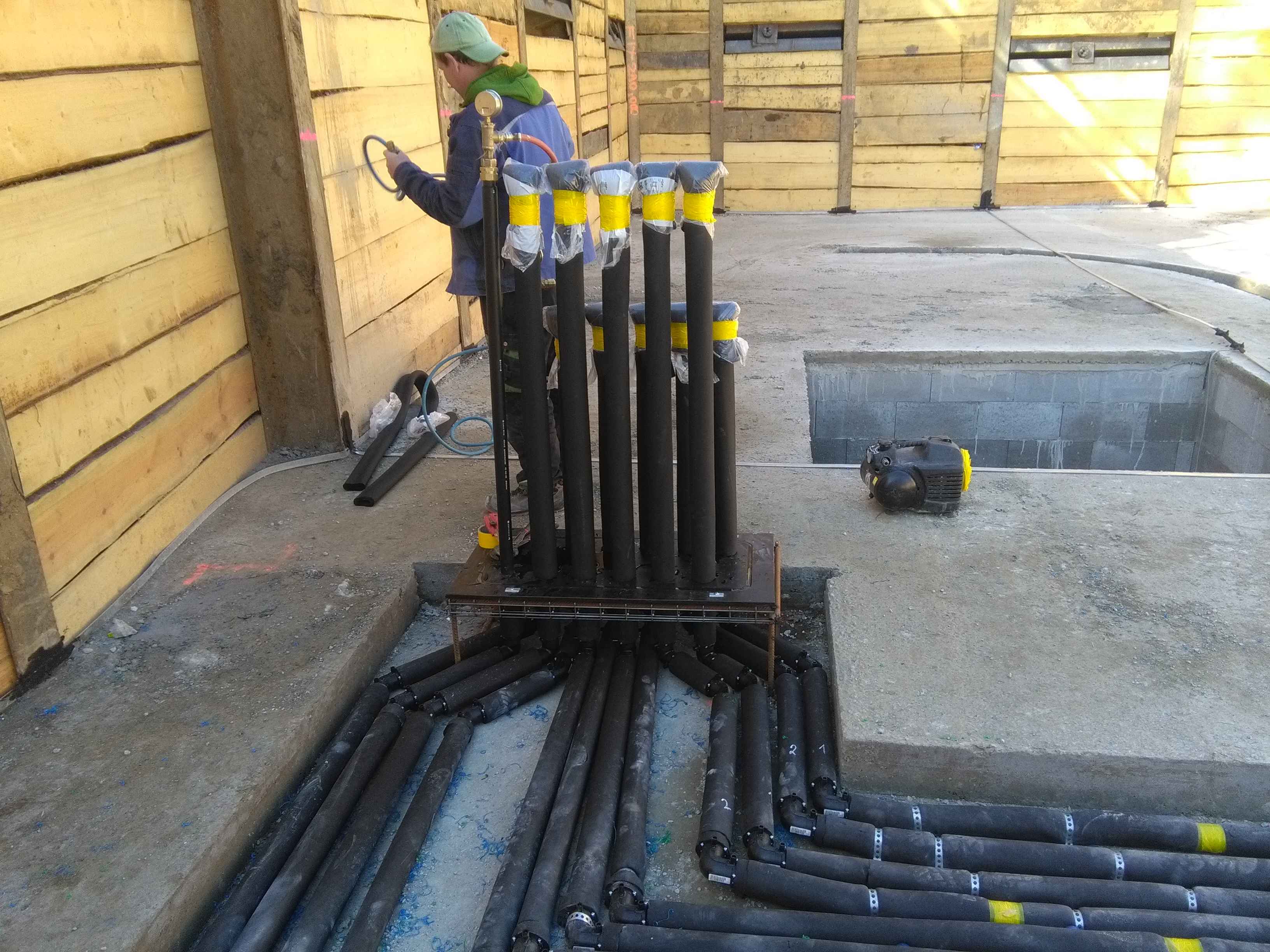 Vrty pro tepelné čerpadlo BD Černošice 17 bytů