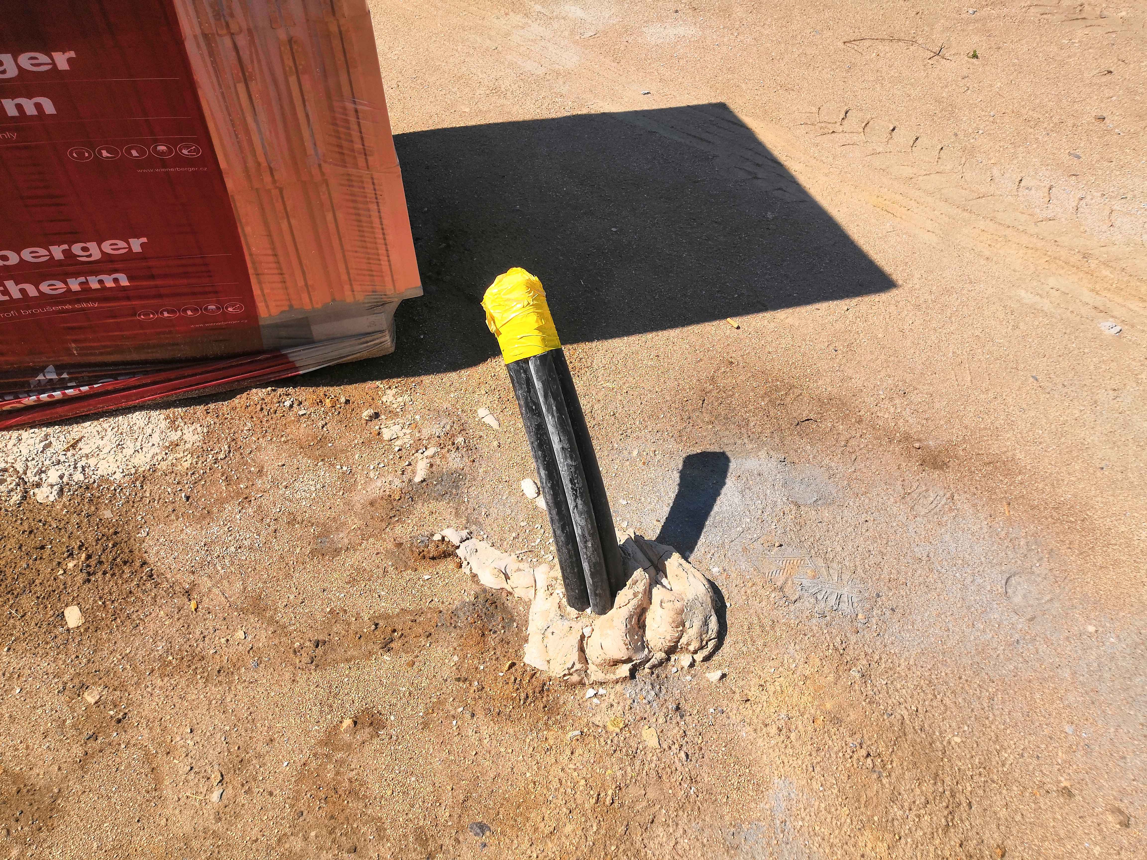 Vrty pro tepelné čerpadlo, Bytový dům Černá v Pošumaví