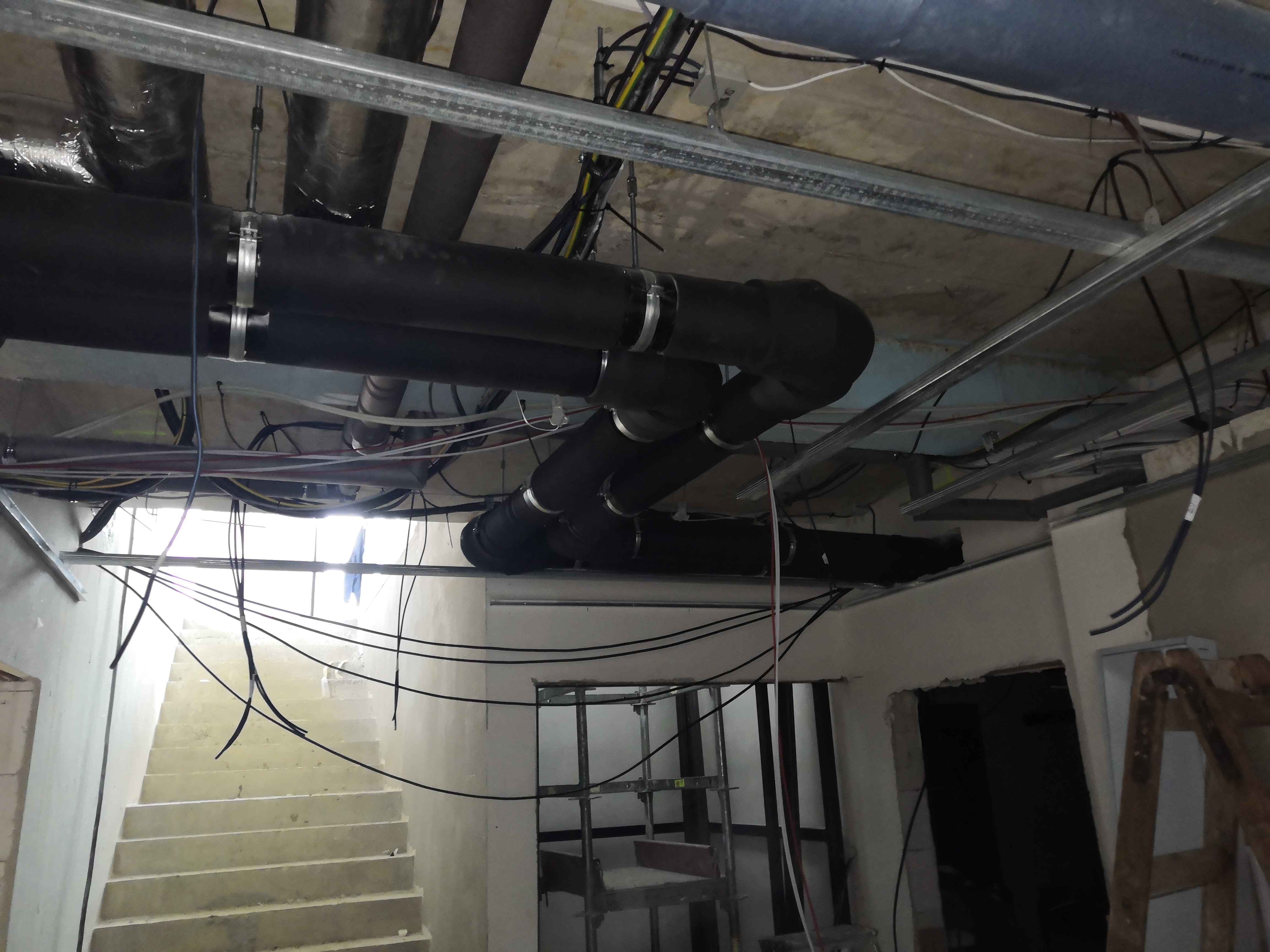 Vrty pro tepelné čerpadlo, Bytový dům Černá v Pošumaví